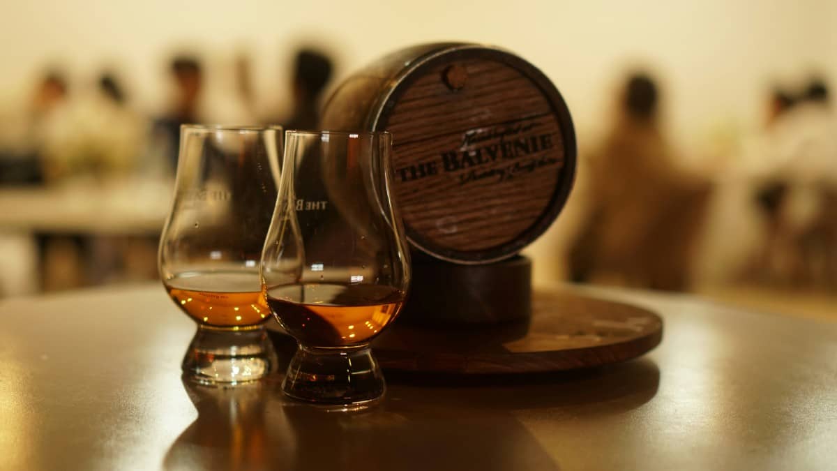learning how to drink whiskey properly involves getting used to drink it neat